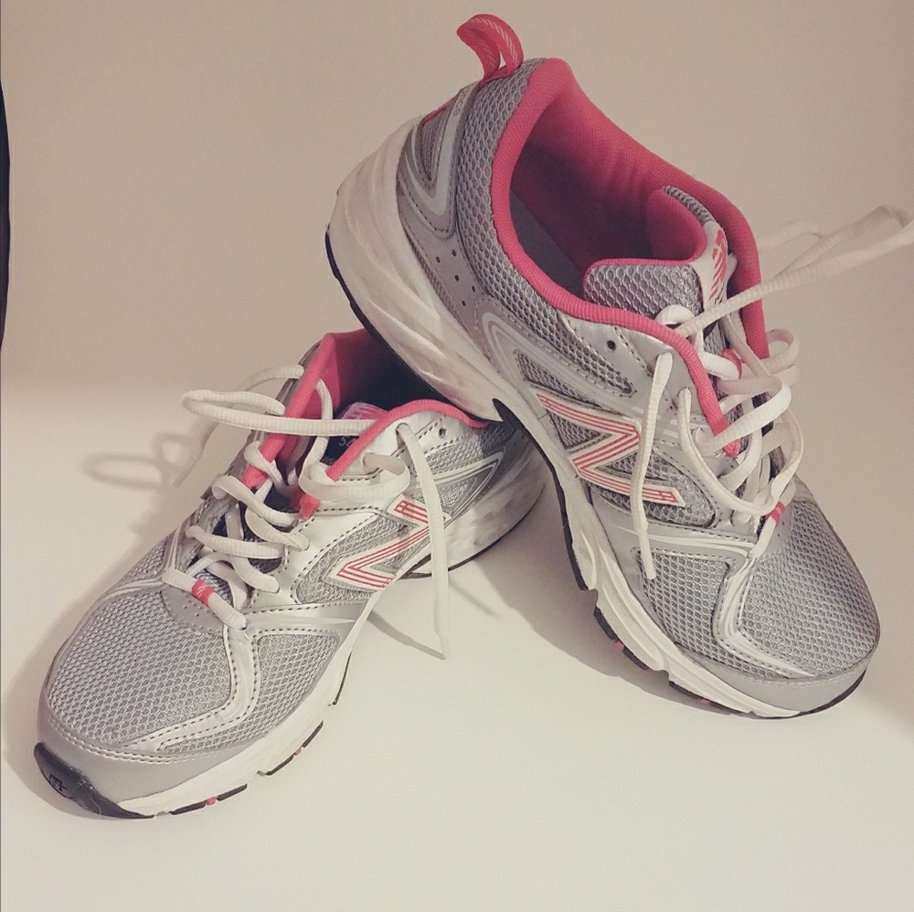 New Balance 540 running shoes.
